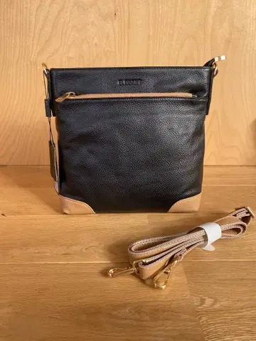 숄더백 블랙 x 탄 천연 가죽 택 포함 새상품