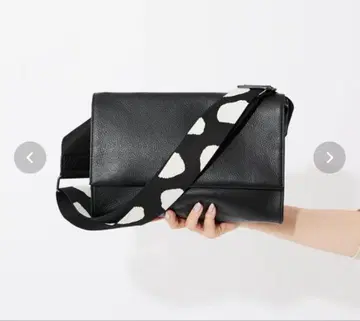 ear PAPILLONNER 숄더백