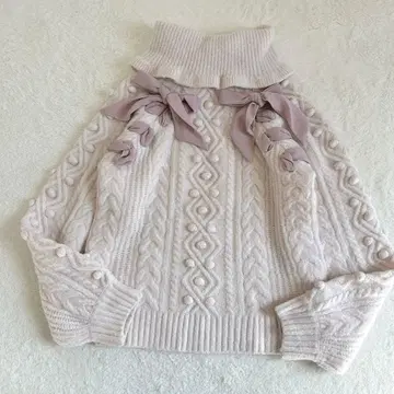 앙크루즈 오프 터틀 레이스업 케이블 니트