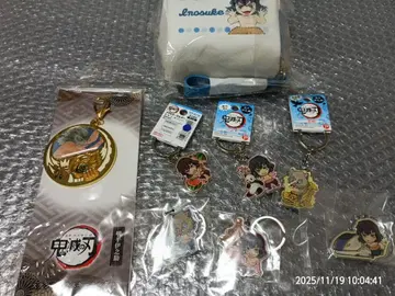 귀멸의 칼날 메달 미니 파우치 키링 아크릴 이노스케 굿즈