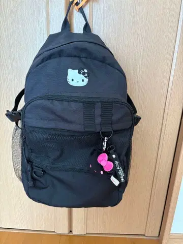 헬로키티 블랙 백팩