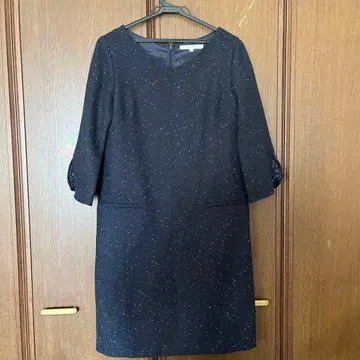 UNTITLED 블랙 긴팔 무릎 기장 원피스