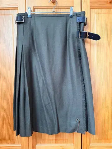 오닐 오브 더블린 플리츠 스커트 다크 그린 GB10 무지