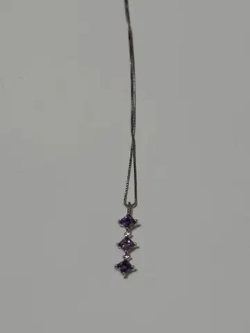 K10wg 보라색 다이아몬드 컷 목걸이