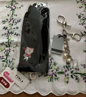 FURLA 블랙 장갑과 장갑 홀더