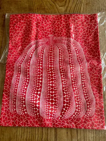 쿠사마 야요이 미술관 한정판 호박 무늬 토트백