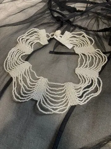 비즈 목걸이 화이트 탈부착 카라