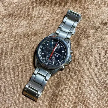 SEIKO 크로노그래프 티타늄제