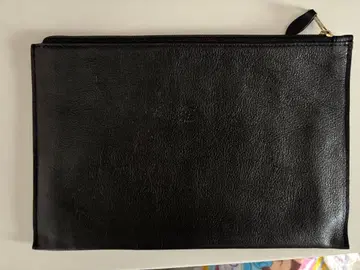 일비종떼 블랙 가죽 클러치백