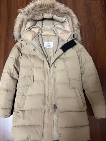 피레넥스 그레노블 퍼 부착