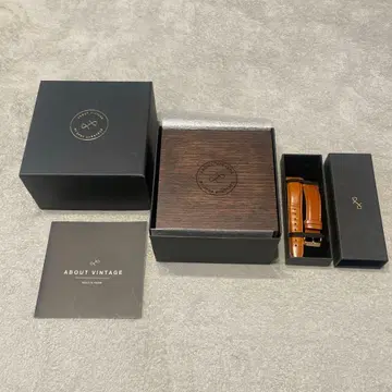 ABOUT VINTAGE 1969 시계 블랙