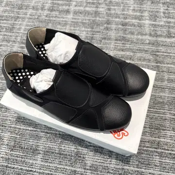 [ 새상품 미사용 ] 포포라레 [ 슈퍼 스트레치 신발 ] 블랙 M 사이즈