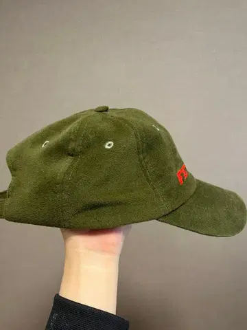 Drake's 올리브색 VIA FERRATA 캡