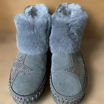 그레이 스웨이드 어그 부츠