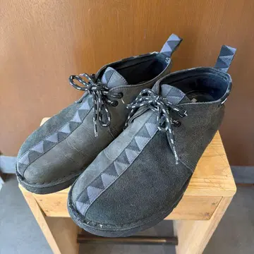 neighborhood 클락스