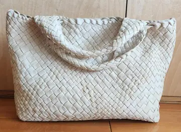 새상품 FALORNI 인트레차트 토트백