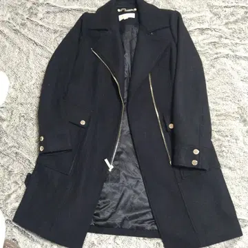 블랙 지퍼 코트