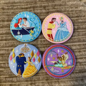디즈니 자수 캔뱃지 4개 세트