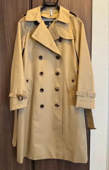 [ 새상품급 ] 아쿠아 스큐텀 트렌치코트 파랑 라이너 베이지 체크 6