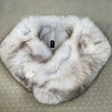 성인식 기모노 그레이 계열 퍼 숄