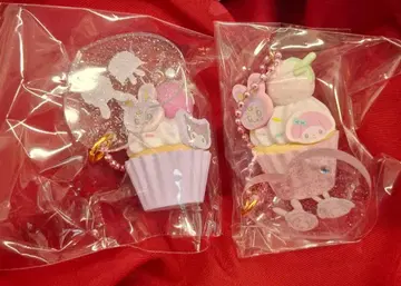 mezzo piano x 산리오 캐릭터즈 시크릿 참