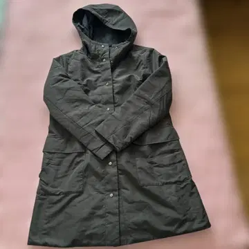 새상품급 다크 그레이 후드 부착 모즈 코트 M