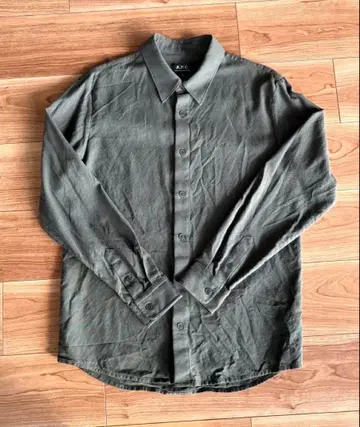 A.P.C. 긴팔 셔츠 XS 카키
