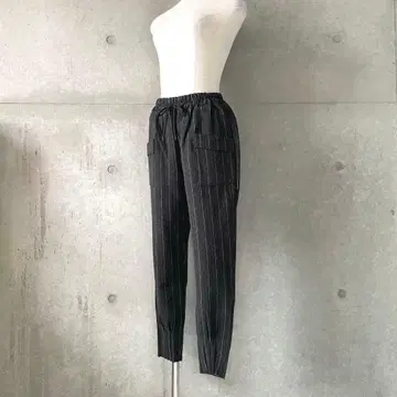 택 포함 새상품 밑단 턱 스트라이프 조거 팬츠 M 블랙 두꺼운 원단