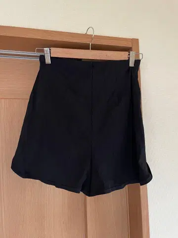 나곤스탠스 숏팬츠 블랙 L 블랙 컬러 숏팬츠