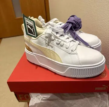 새상품 PUMA 화이트 통굽 스니커즈