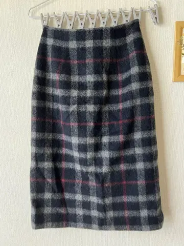 미사용 새상품 체크 타이트 스커트 S 사이즈