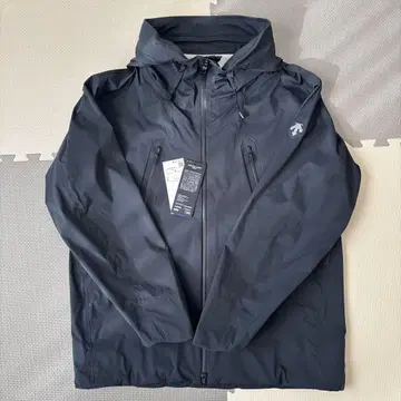 데상트 얼터레인 [DAMWGC39] 하드쉘 자켓 '클레어'