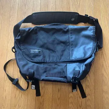 Timbuk2 블랙 메신저 백