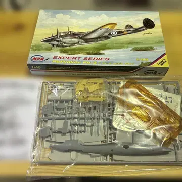 S1153 1/48 페트랴코프 Pe-3 / Pe-2 1941 폭격기