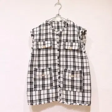 VIS 펄 버튼 프린지 트위드 베스트 펄 버튼 트위드 노카라 F