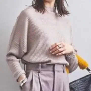 [새상품급] UNITED ARROWS 울 100% 리브 하이넥 돌먼 니트