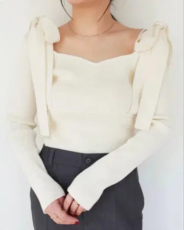 택 있음 U by SPICK&SPAN 숄더 리본 니트