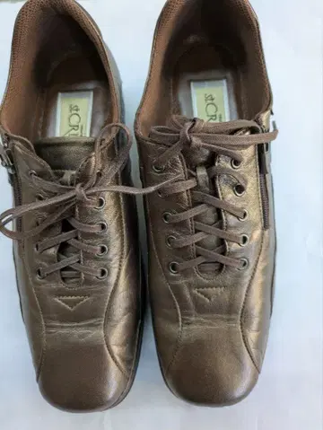 st. Crispin 골드 가죽 스니커즈