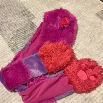 귀 달린 발바닥 퍼 캡