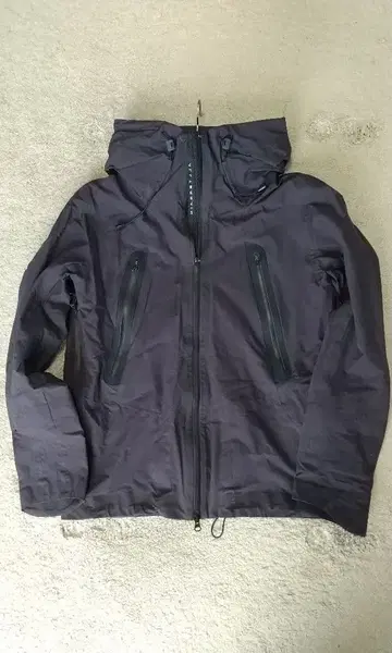 DESCENTE 데상트 얼터레인 하드쉘 자켓