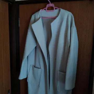 라이트 그레이 롱 코트