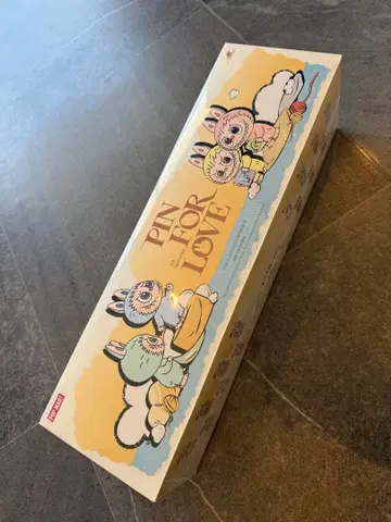 POP MART PIN FOR LOVE 몬스터즈 러브브