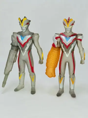 울트라맨 빅토리 킹 런처, 레드킹 너클 소프트 비닐 2체