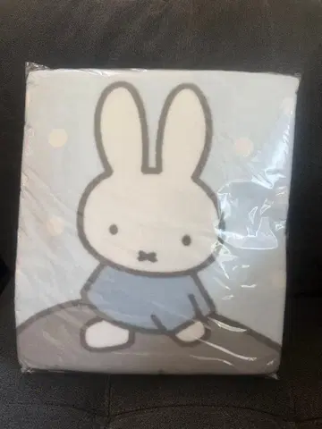 미피 플리스 담요 도트 무늬