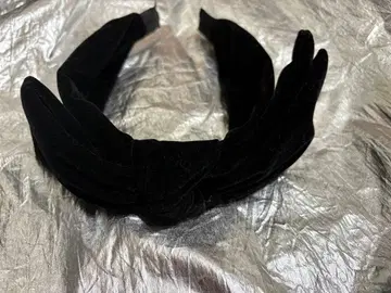 벨벳 리본 머리띠 블랙 배송비 포함 새상품급