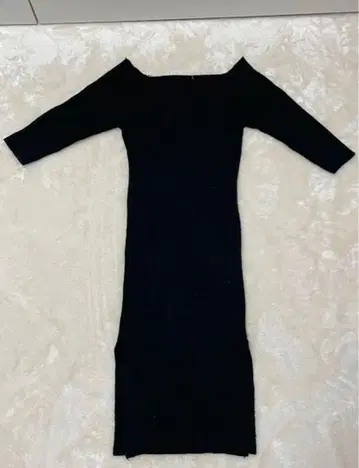 GYDA 긴팔 원피스