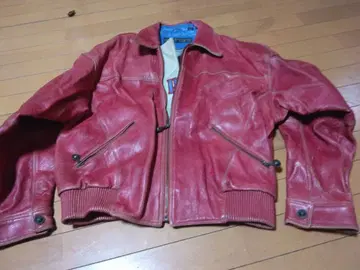 페레페레-가죽 레드 자켓