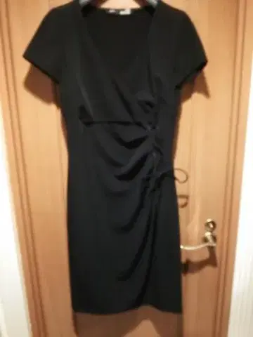 LOVE MOSCHINO 랩 디자인 원피스 세르비아 제조