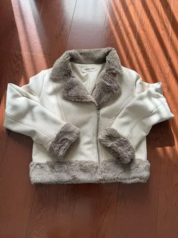 미슈마슈 무스탕 숏코트 부분 퍼 라이더스