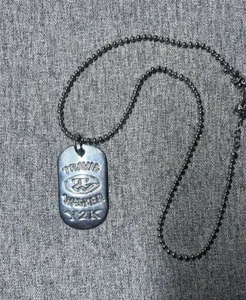 Travis Walker 도그택 Y2K 목걸이